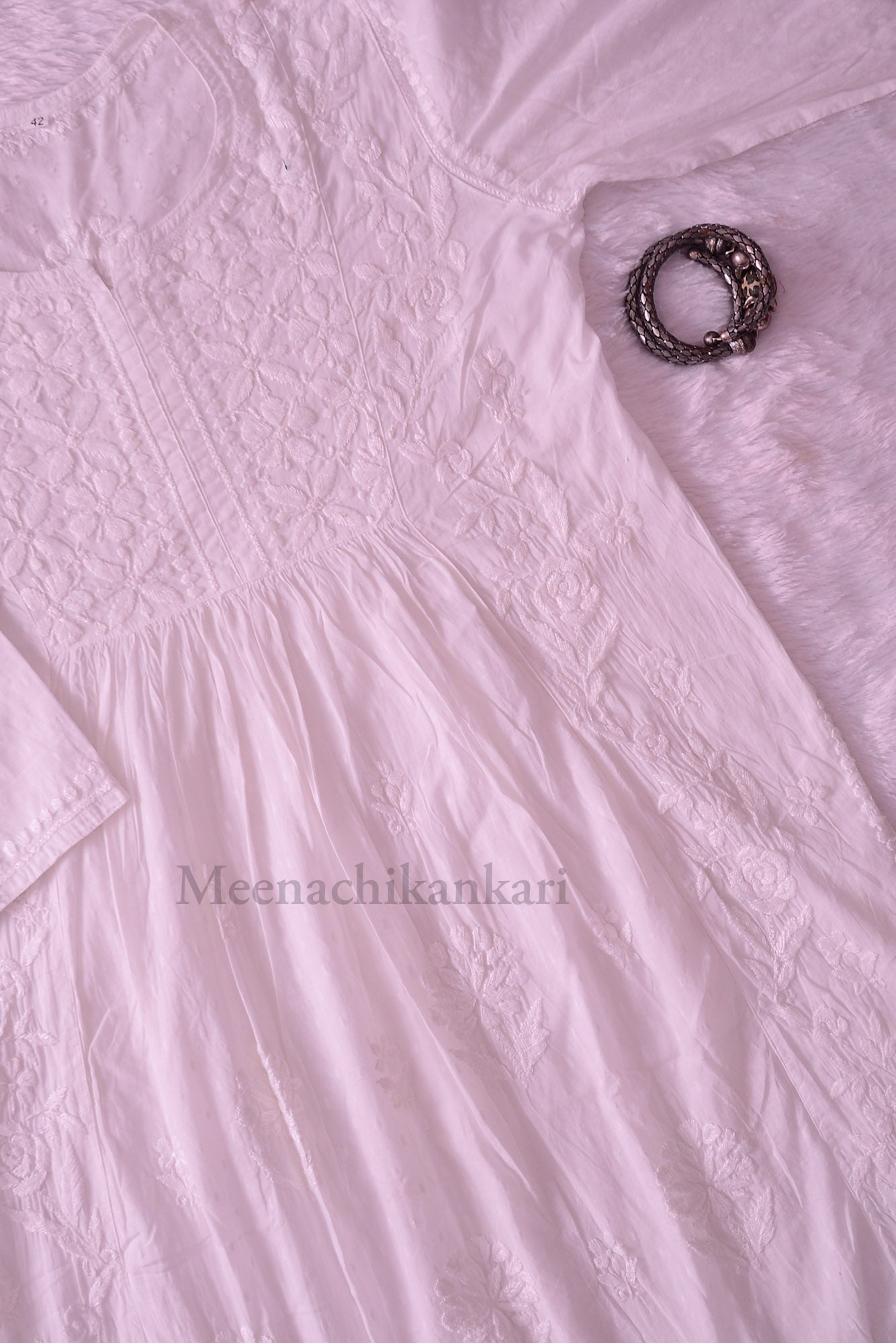 Soha White Aline Chikankari Kurti