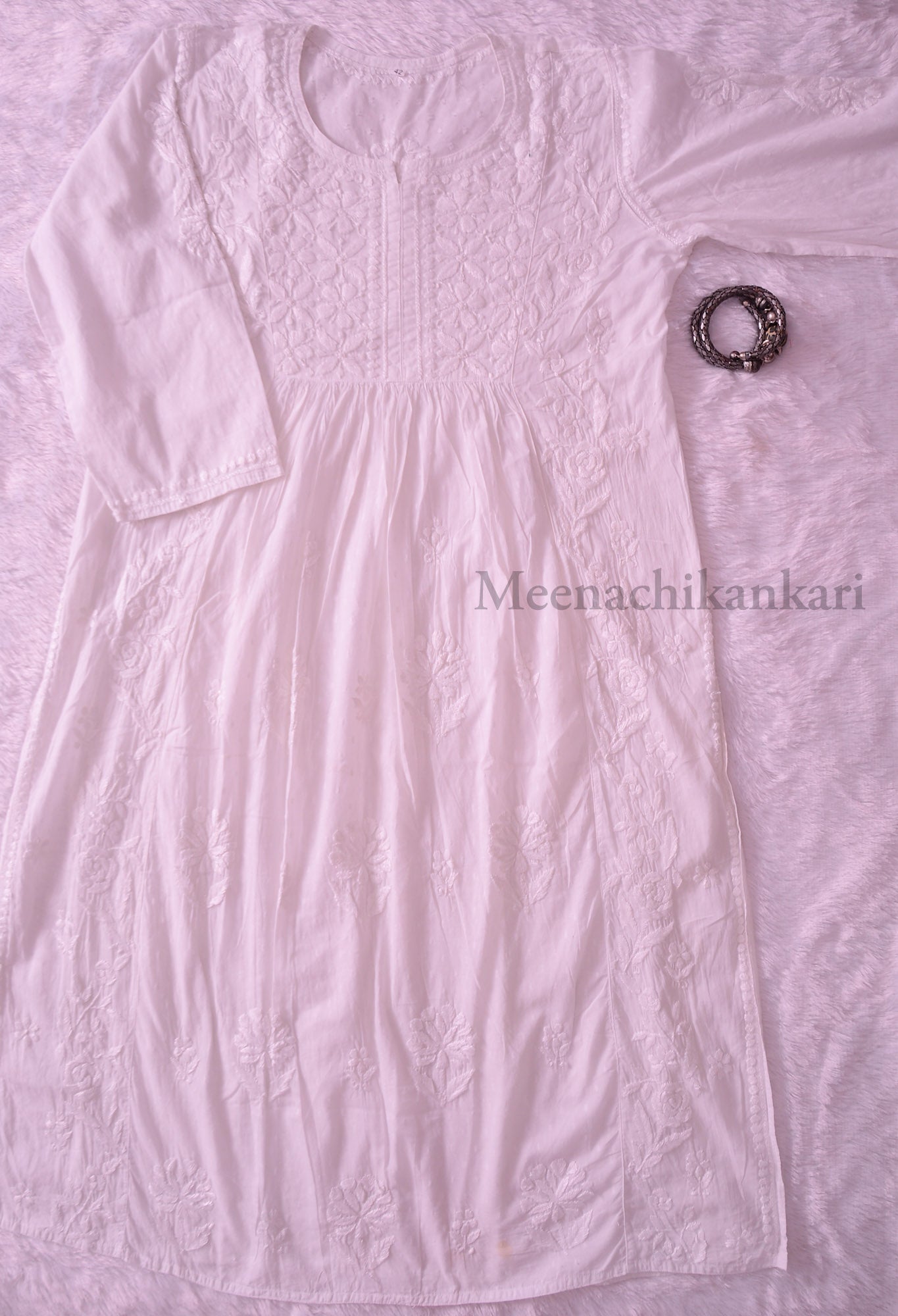 Soha White Aline Chikankari Kurti