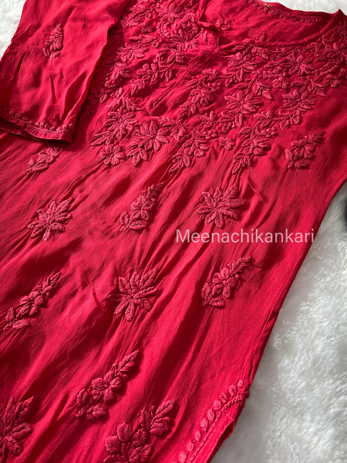 Alia Carrot 3D Viscose Straight Kurta